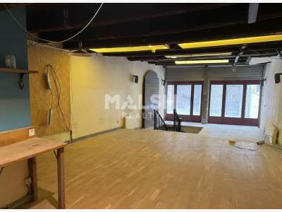 À vendre local commercial 115m² à Lyon 5e