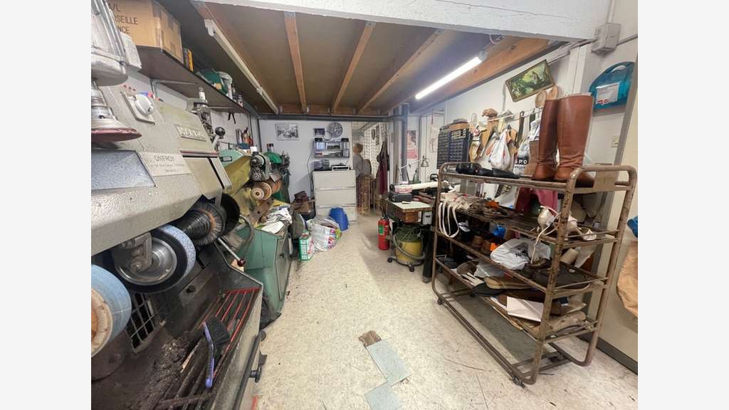 Murs de 57m² + mezzanine à vendre à Lyon 69006