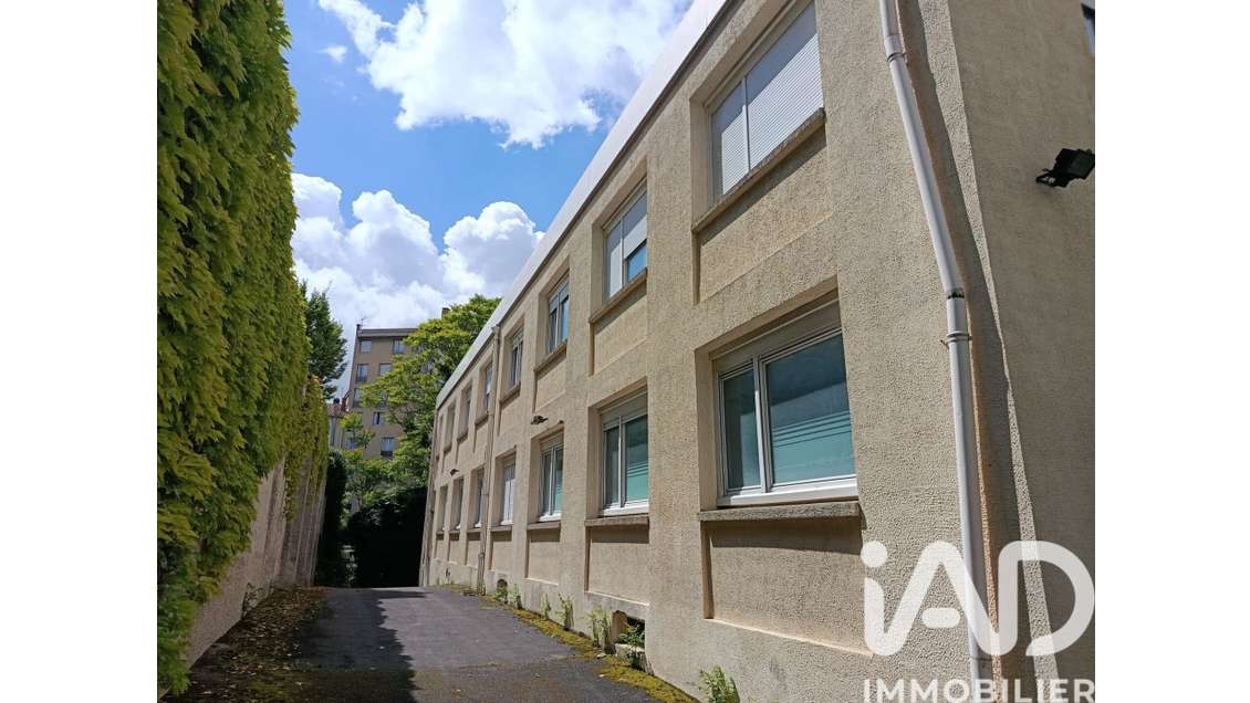 Vente immeuble tertiaire à Lyon 7e