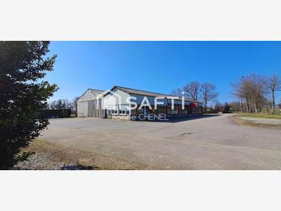 Local 1000m² sur 6675m² terrain à Magny-le-Désert