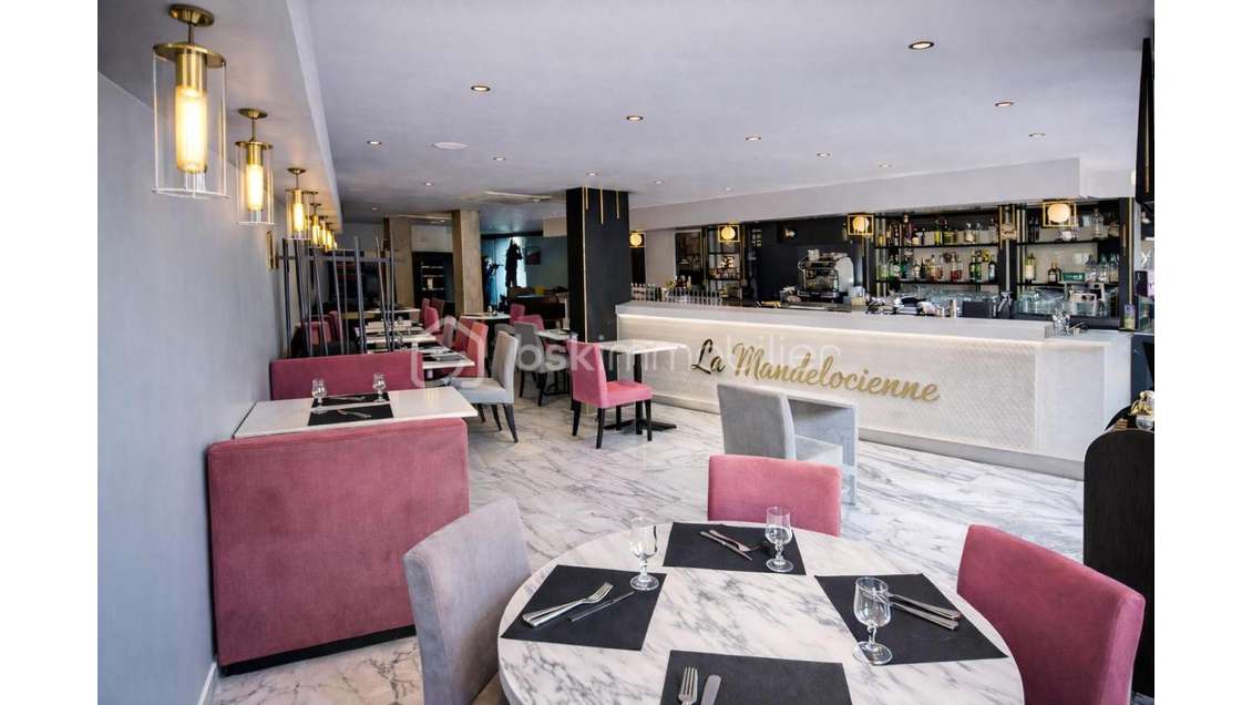 Droit au bail brasserie bar 150m² Mandelieu centre