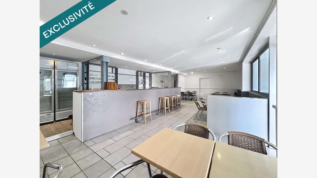 Vente local commercial + 2 appartements à Manosque