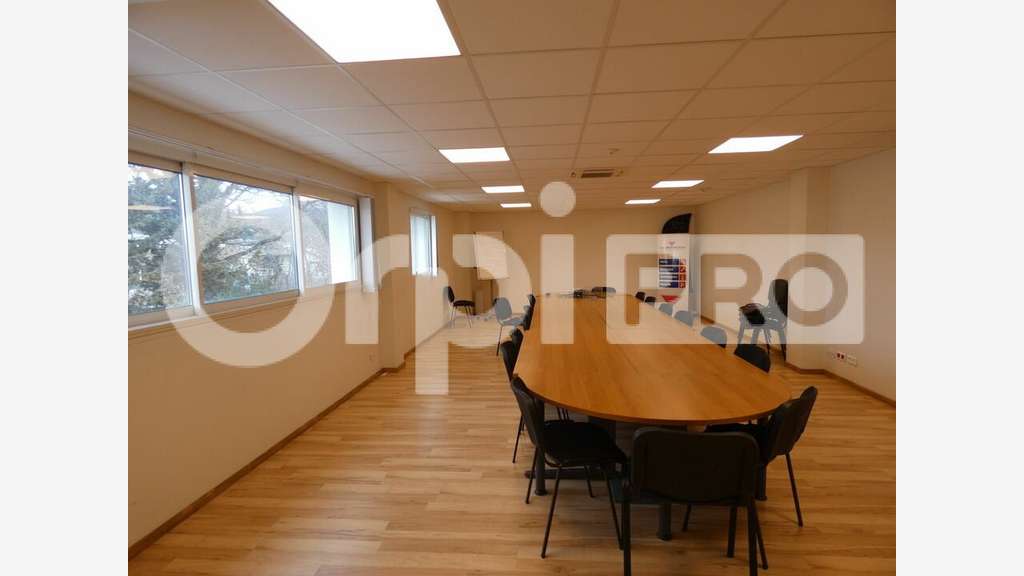 Vente locaux commerciaux 588m² à Manosque