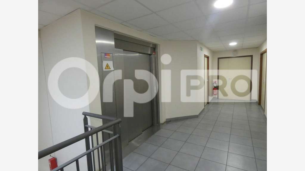 Vente locaux commerciaux 588m² à Manosque
