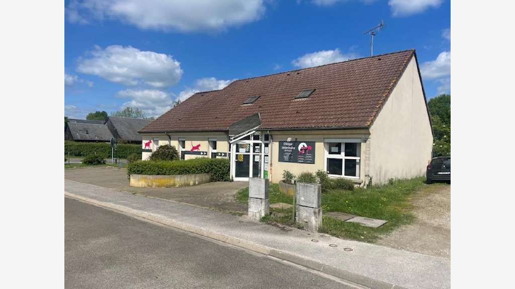 Local commercial Local 150m2 - Terrain 687m2