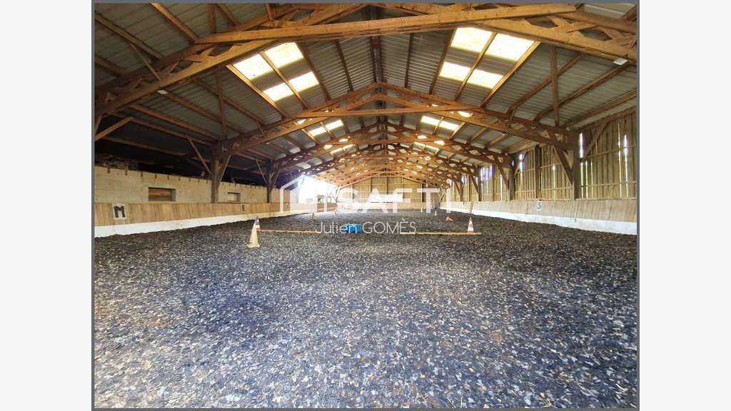 AV bureaux 1000m² empl stratégique Marles-en-Brie