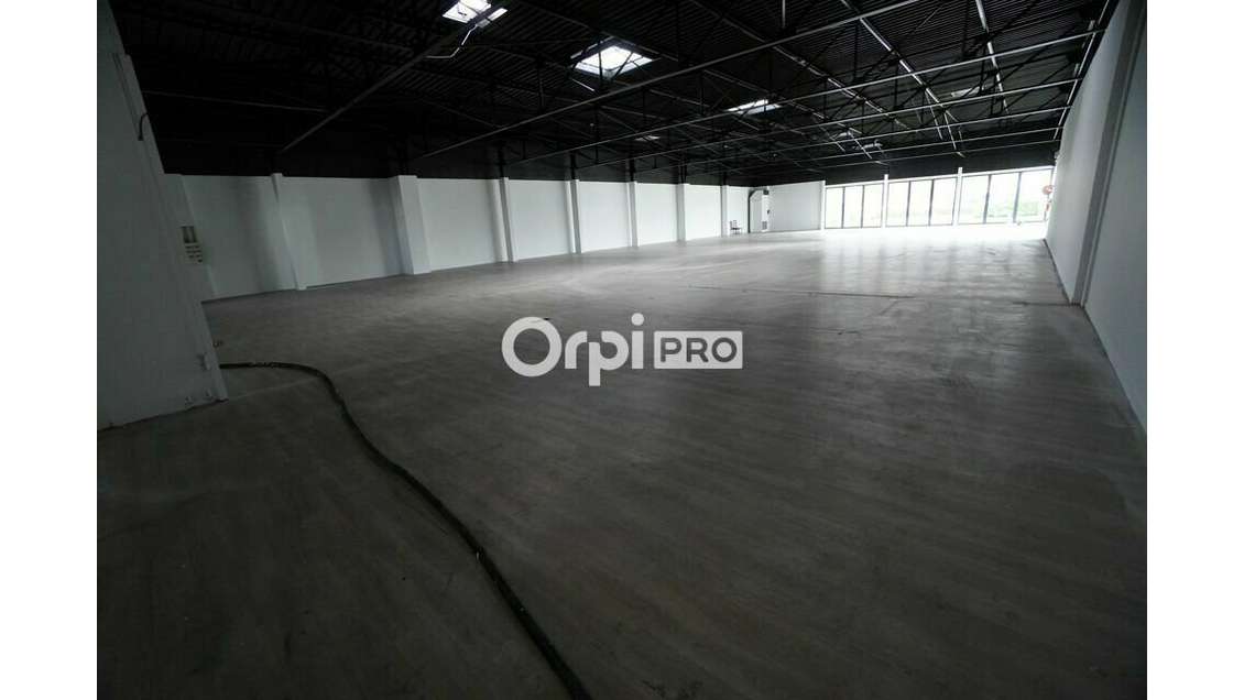 Vente local commercial 633m² à Marsannay-la-Côte