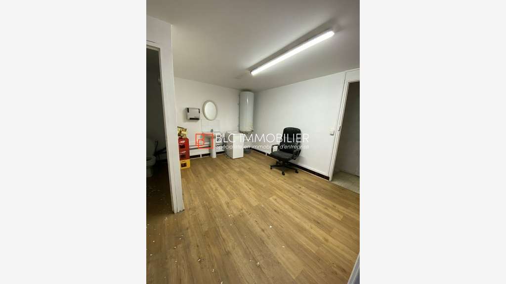 Local commercial à vendre 172m² Marseille 13012