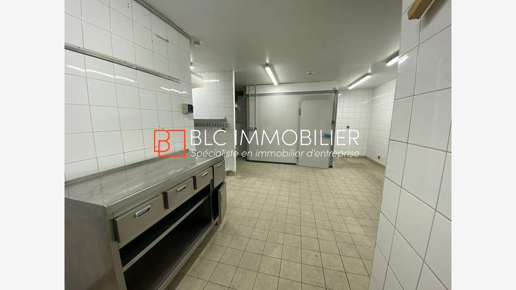 Local commercial à vendre 172m² Marseille 13012