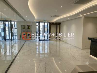 Local commercial à vendre 172m² Marseille 13012 