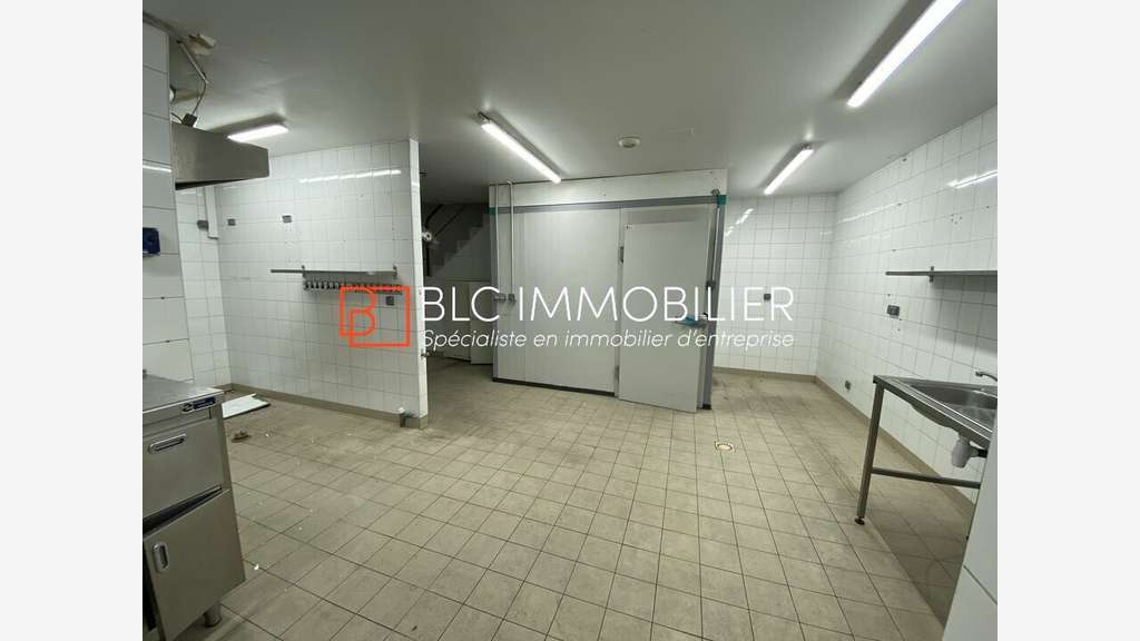 Local commercial à vendre 172m² Marseille 13012