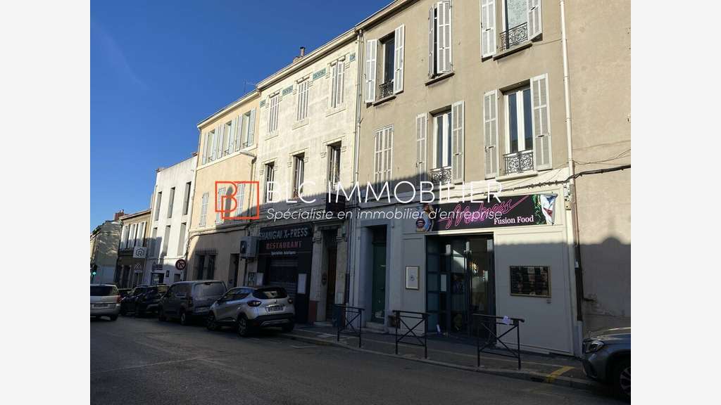 Local commercial à vendre 172m² Marseille 13012