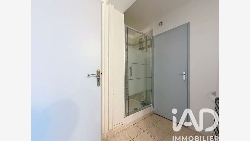 Vente local commercial de 62m² en ZFU à Marseille