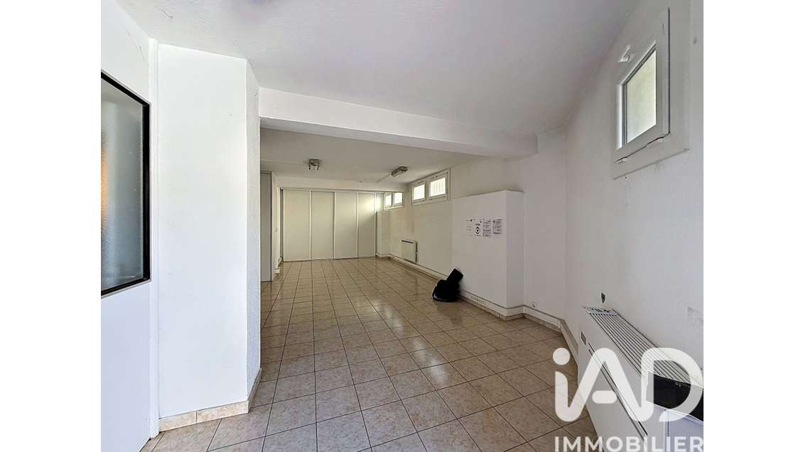 Vente local commercial de 62m² en ZFU à Marseille