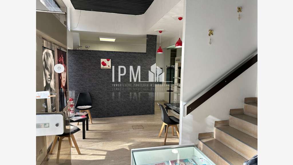 A vendre local commercial 35m² à Marseille centre 