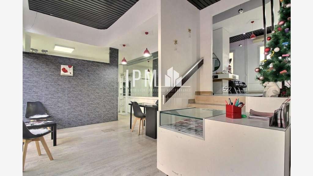 A vendre local commercial 35m² à Marseille centre 