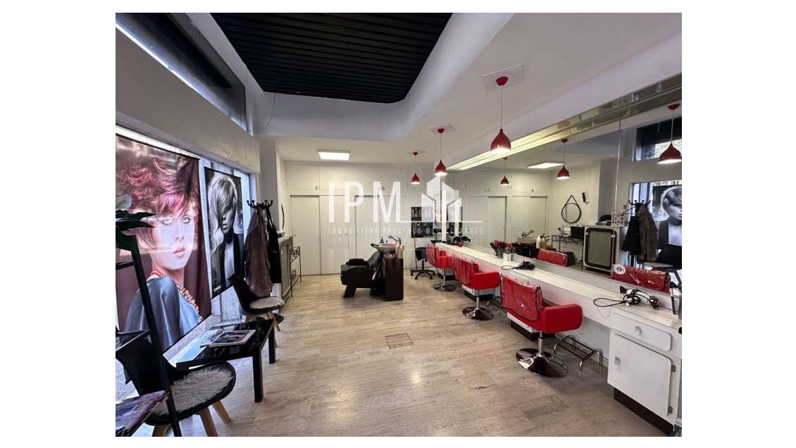 A vendre local commercial / habitation - Marseille