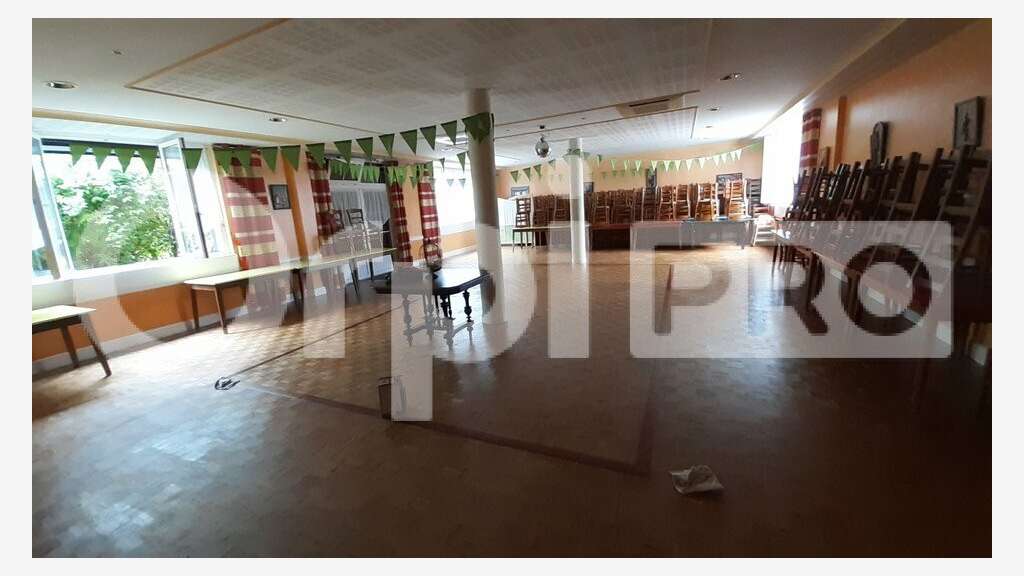 Vente local d'activité 600m² sur 2000m² à Mazirat