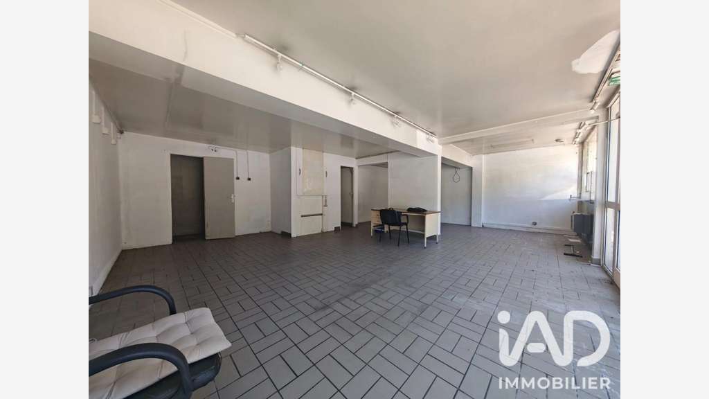 Vente ensemble immo commercial de 122m² à Meaux