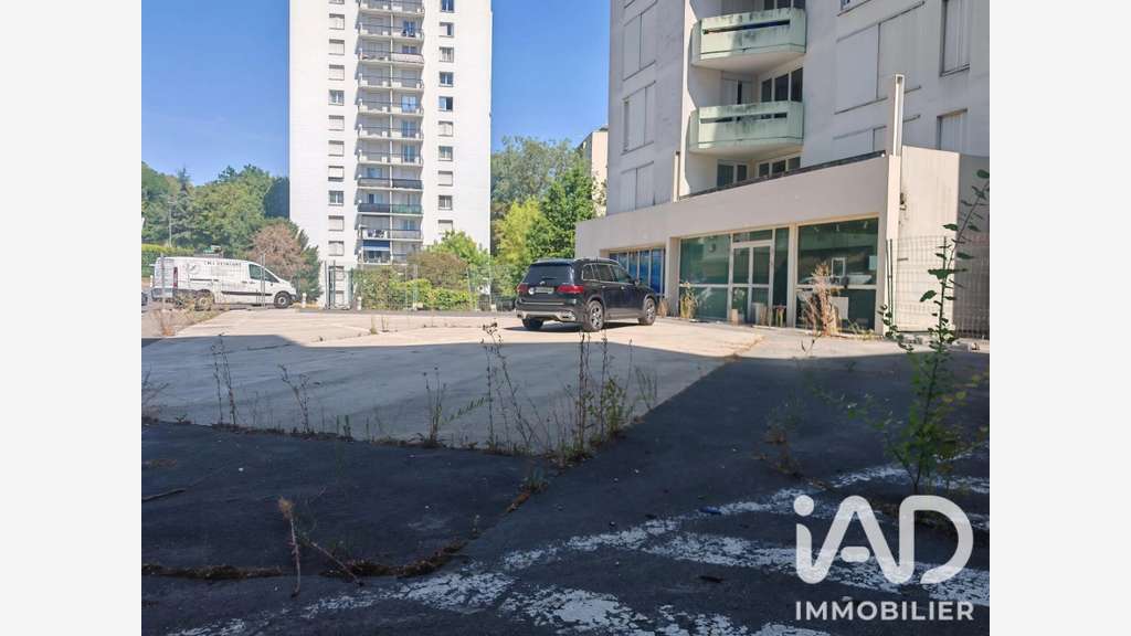 Vente ensemble immo commercial de 122m² à Meaux