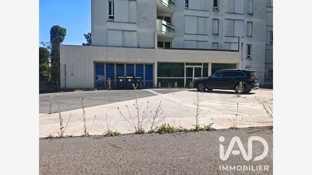 Vente ensemble immo commercial de 122m² à Meaux