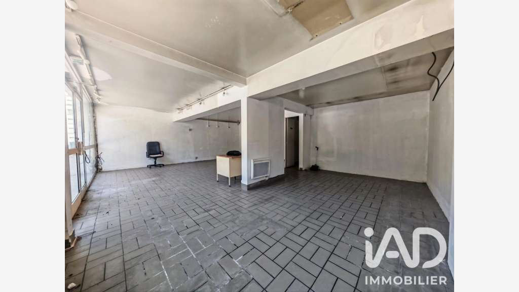 Vente ensemble immo commercial de 122m² à Meaux