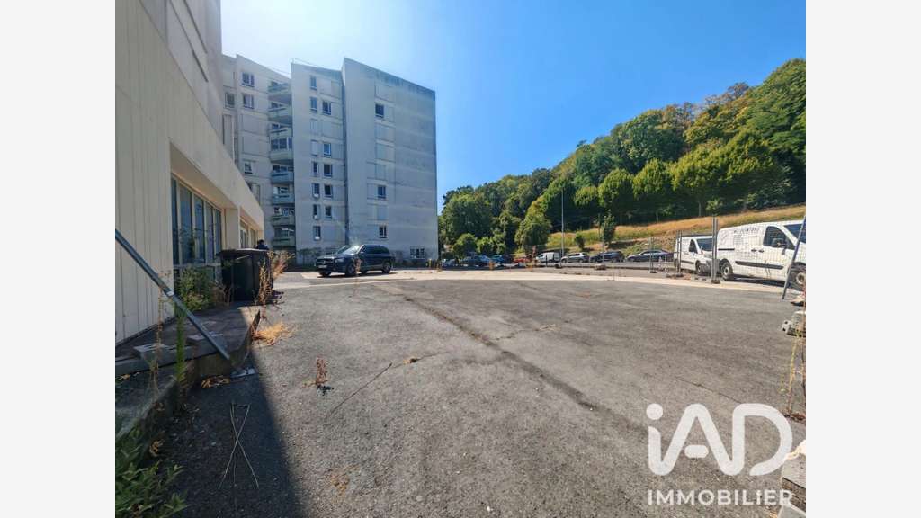 Vente ensemble immo commercial de 122m² à Meaux