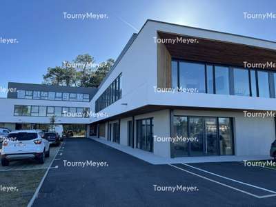 Vente local commercial 109m² zone d'activité Mées