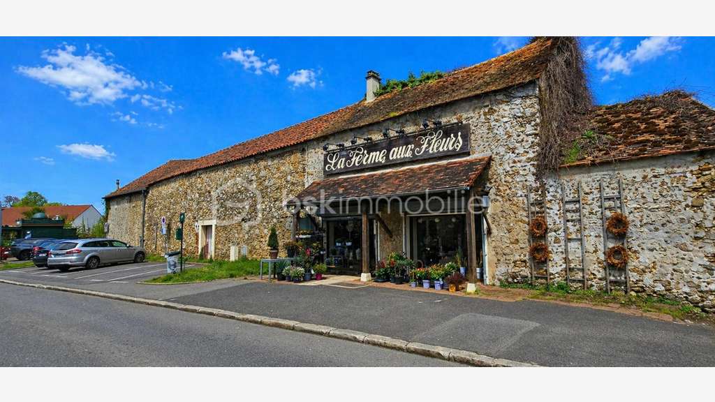 Local commercial 47m² visibilité à Mennecy