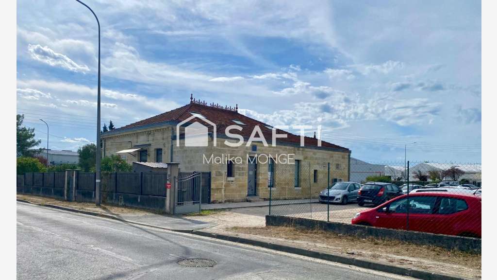 Vente local commercial de 200m² à Mérignac