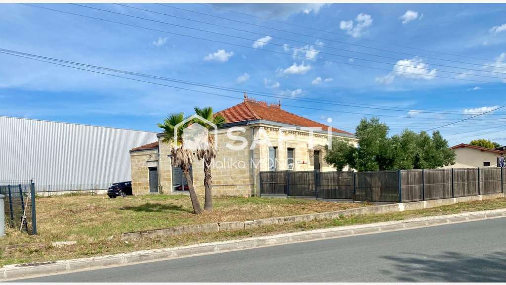 Vente local commercial de 200m² à Mérignac