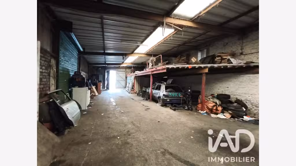 Vente hangar de 2000m² à Merville
