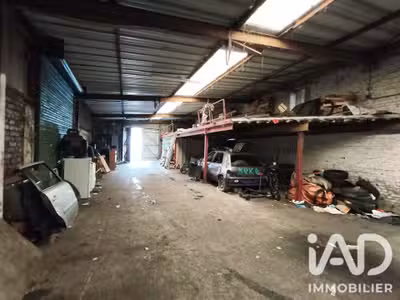 Vente hangar de 2000m² à Merville