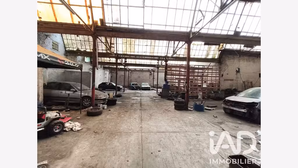 Vente hangar de 2000m² à Merville