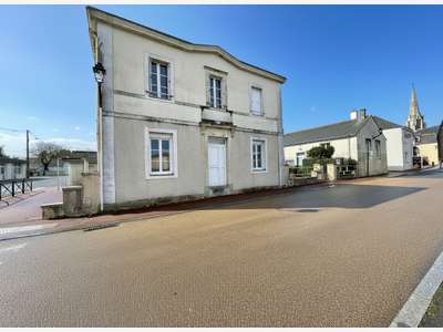 Local professionnel au cœur de Mésanger