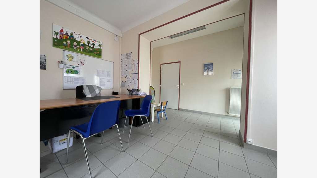 Local professionnel au cœur de Mésanger