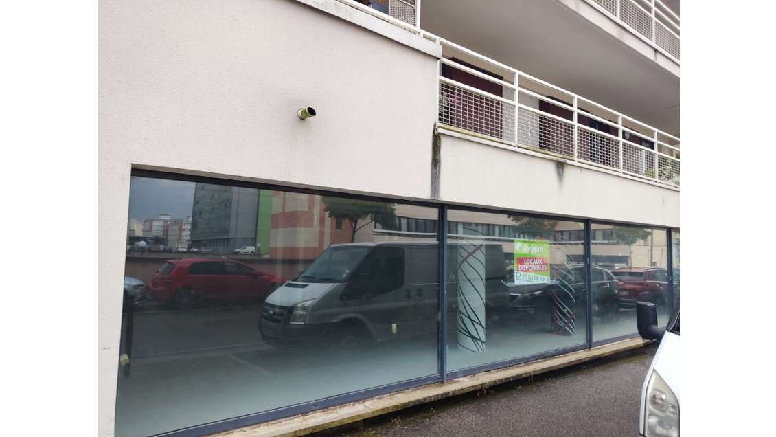 Vente superbe local commercial 106m² à Metz
