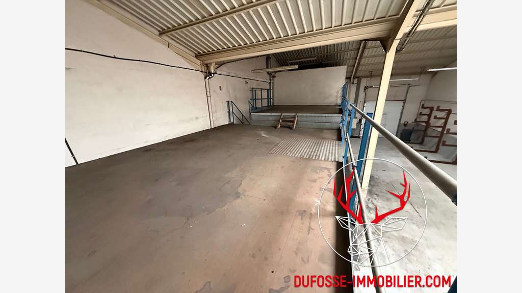 Local industriel 495m² à vendre ZA Meyzieu