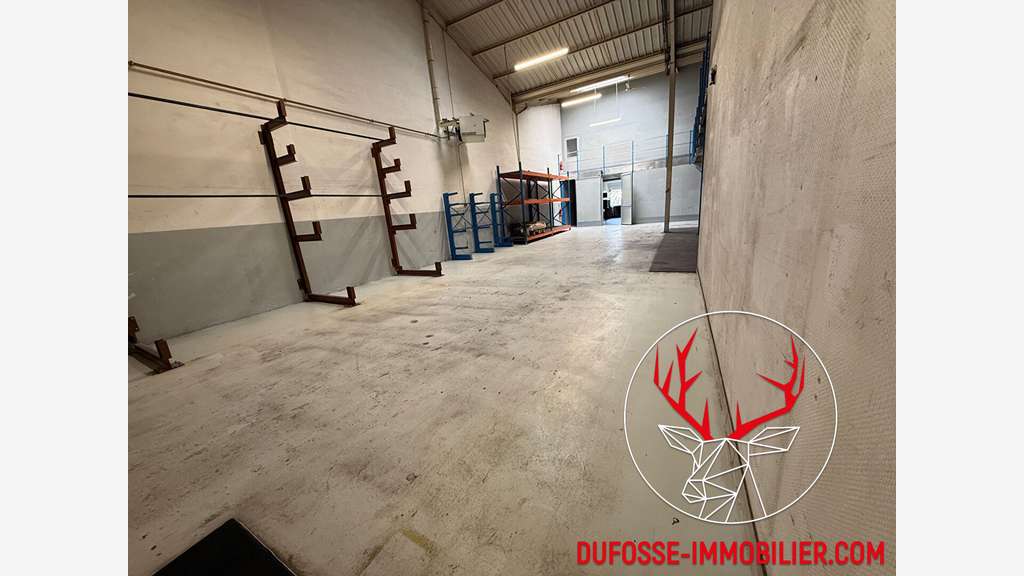 Local industriel 495m² à vendre ZA Meyzieu