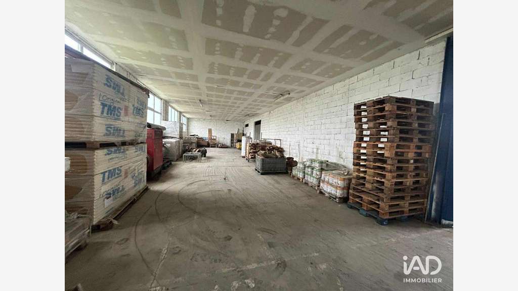 Local commercial à Mézin