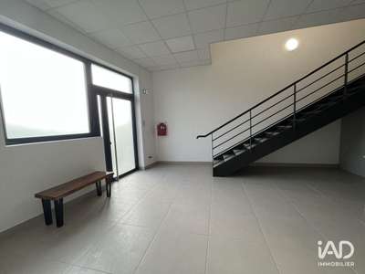 Local commercial à Moissy-Cramayel