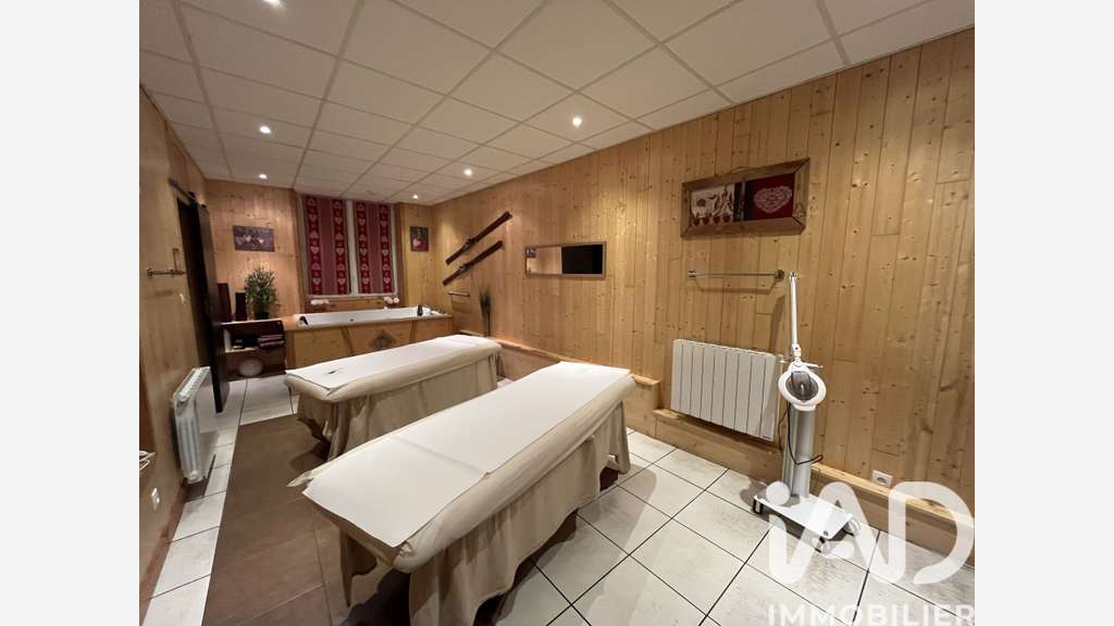 Vente murs institut de beauté au Mont-Dore