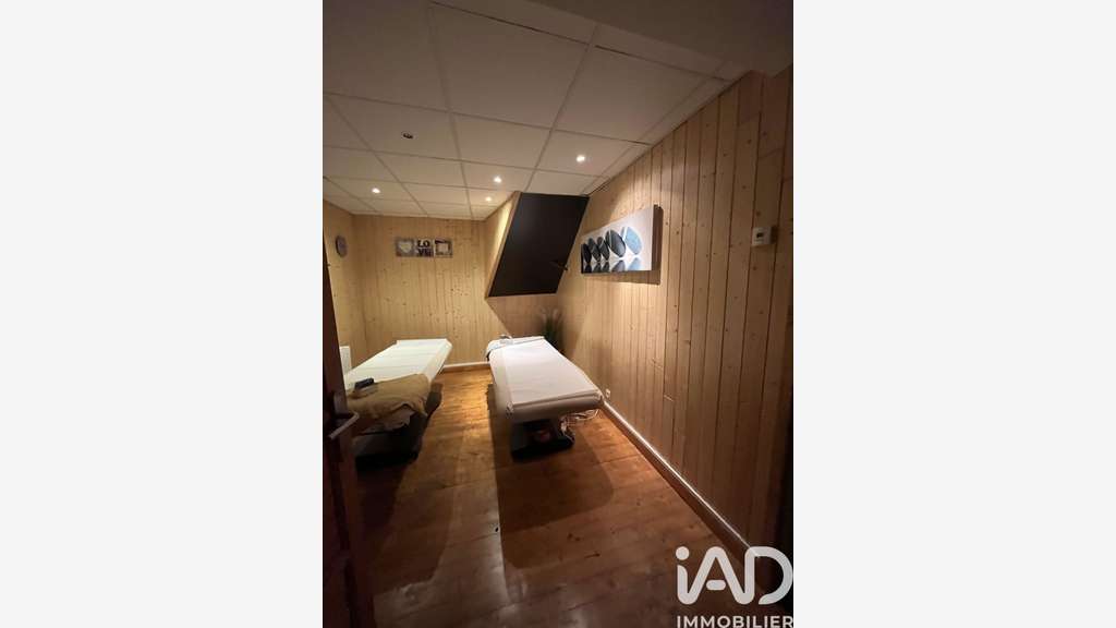 Vente murs institut de beauté au Mont-Dore