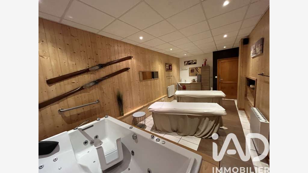 Vente murs institut de beauté au Mont-Dore