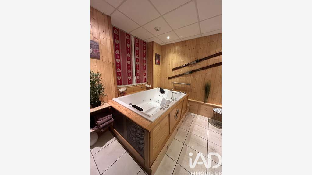 Vente murs institut de beauté au Mont-Dore