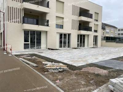 AV locaux commerciaux 171m² Montauban-de-Bretagne