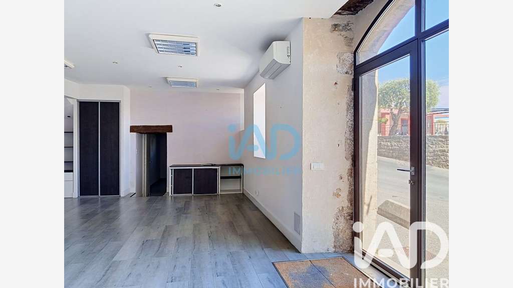 Vente local commercial de 68m² à Montauroux