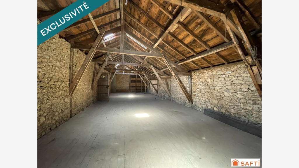 Vente local commercial 250m² au cœur de Montbazens