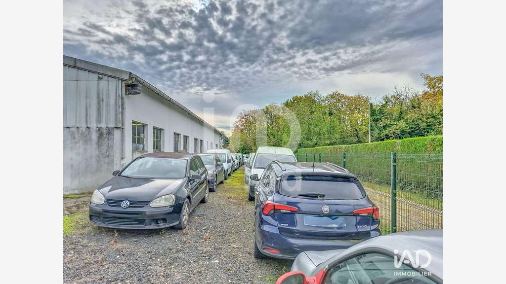 Local commercial à Montbouy