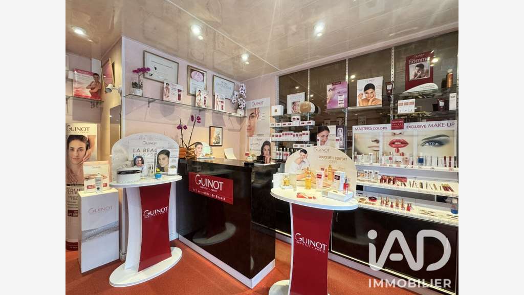 Vente local commercial 50m² à Montceau-les-Mines